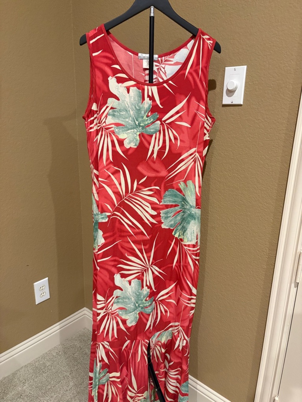 Sleeveless Red Tropical Maxi Dress with Green Leaf Print